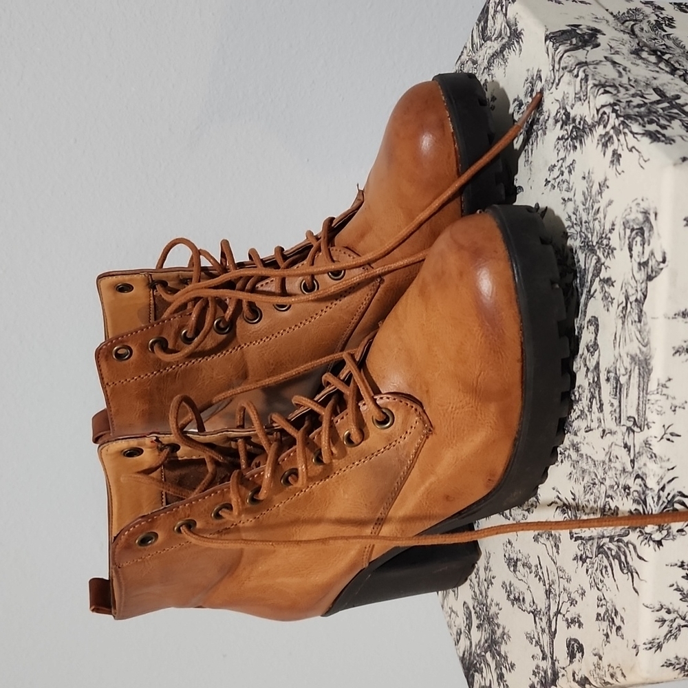 Mia, Leather Laced, Tan Combat Boots
